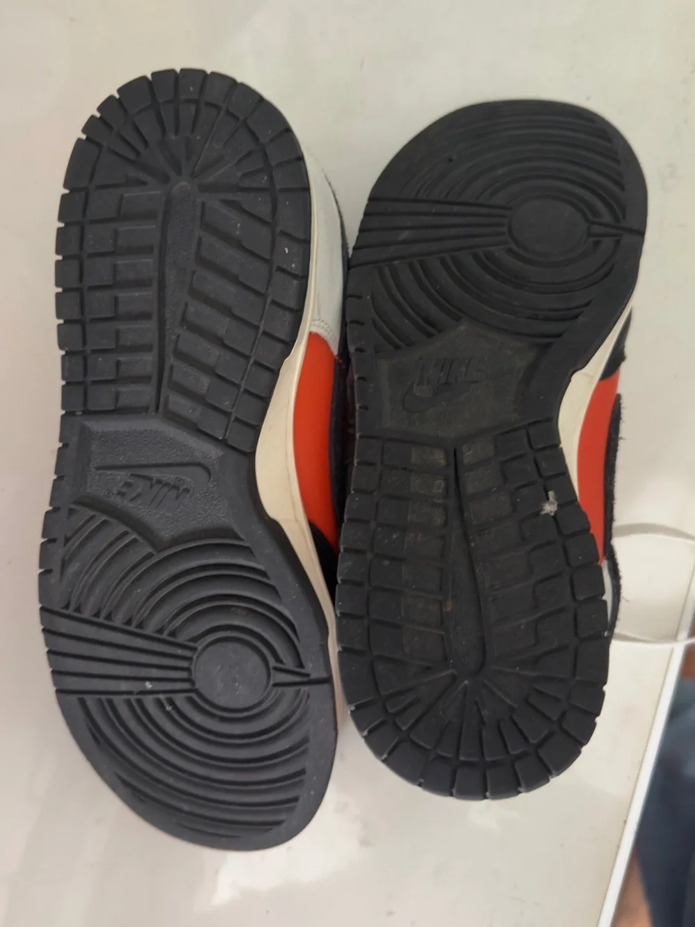 Nike line description